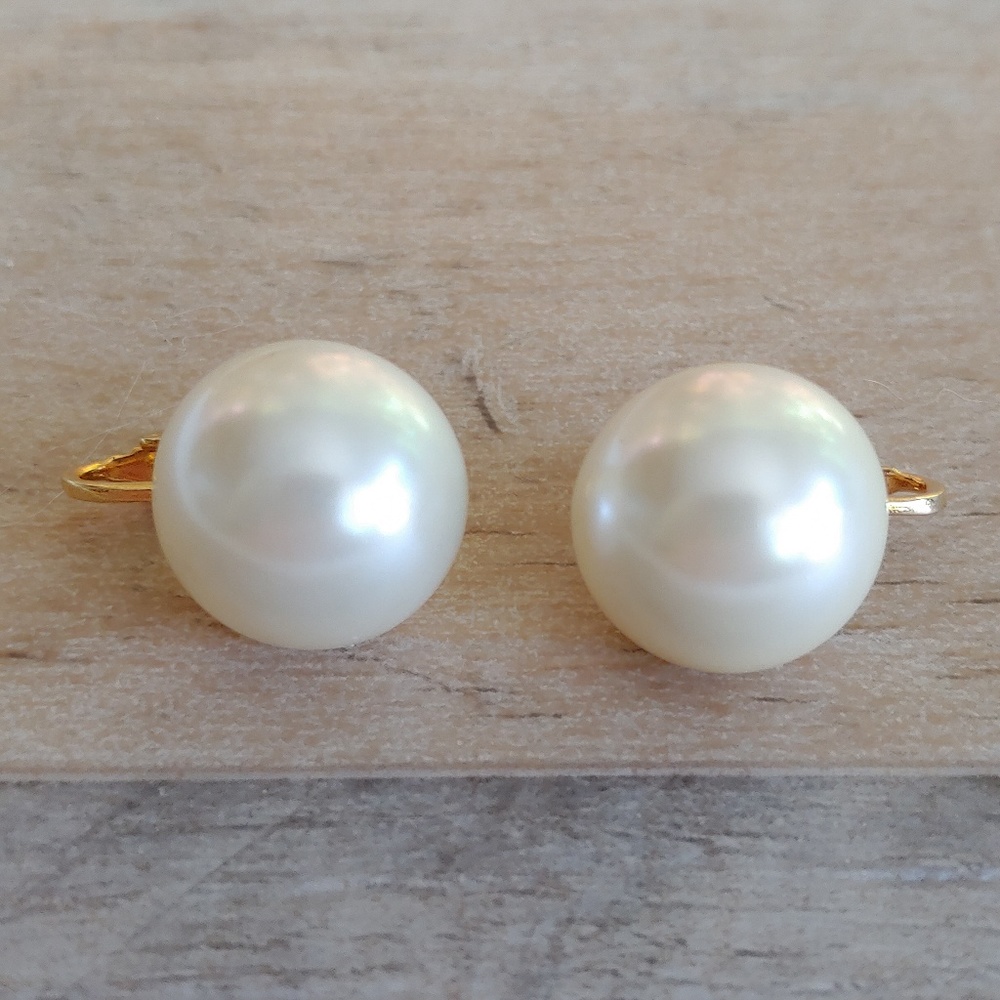 Vintage Faux Pearl Clip On Earrings